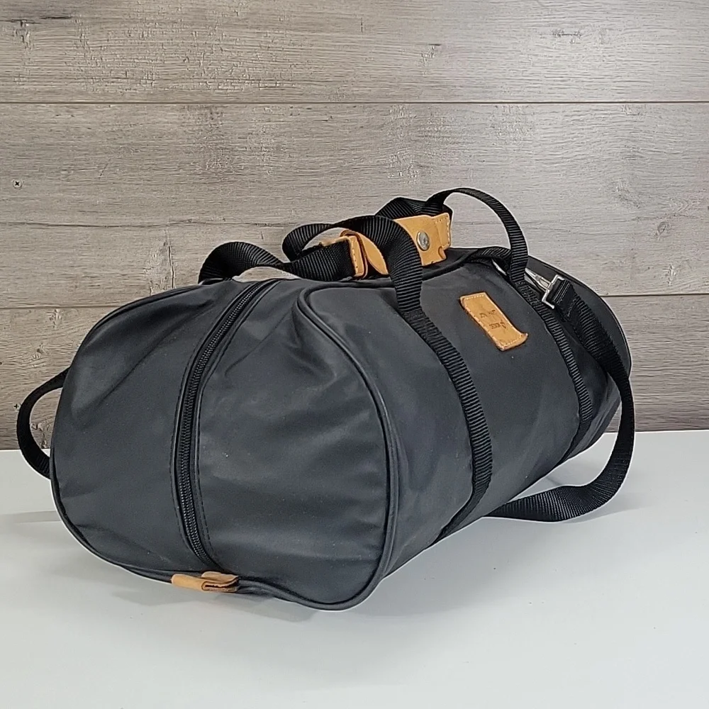 Jon Hart Design sleek black